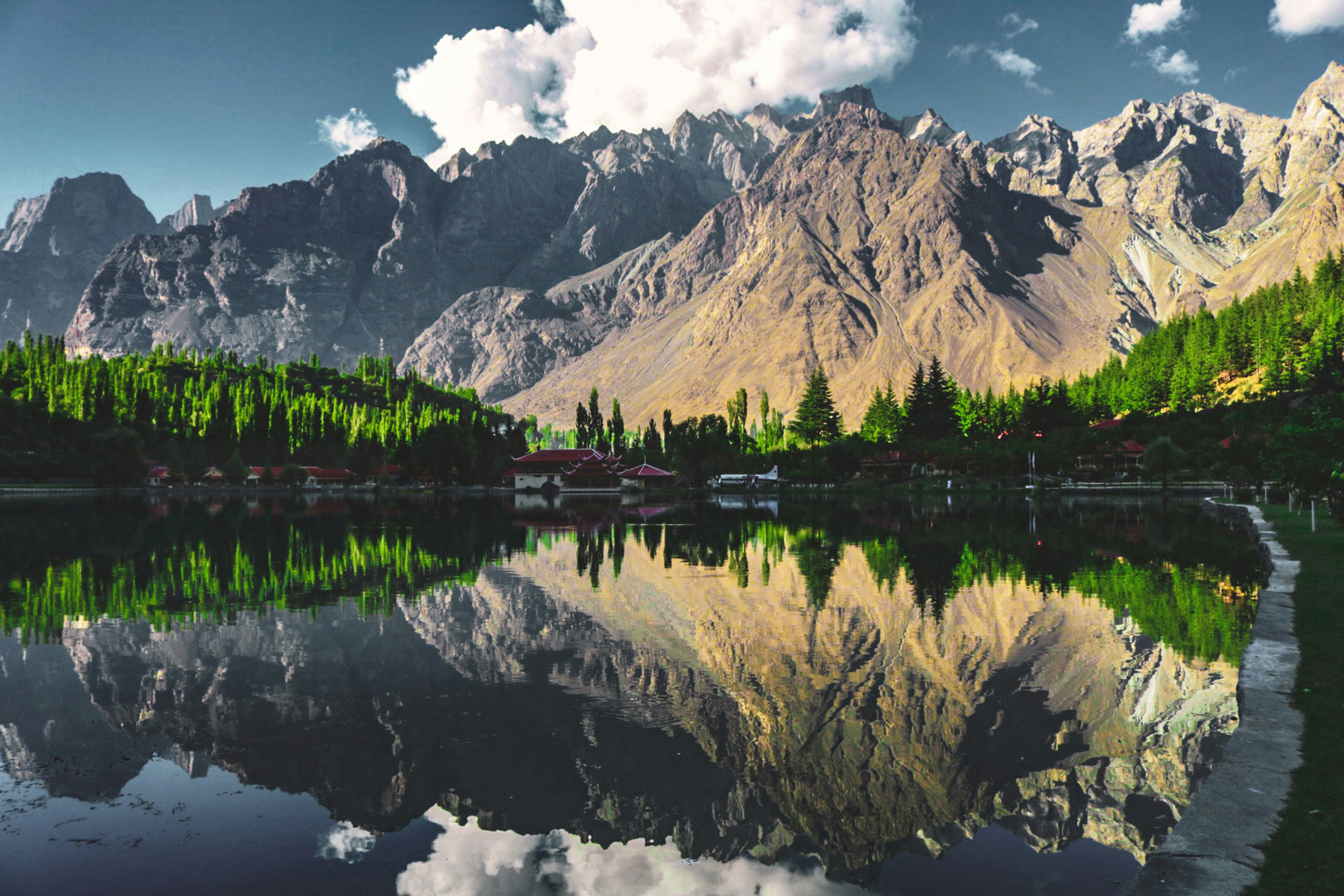 Skardu valley panoramic mountain landscape and sunburst